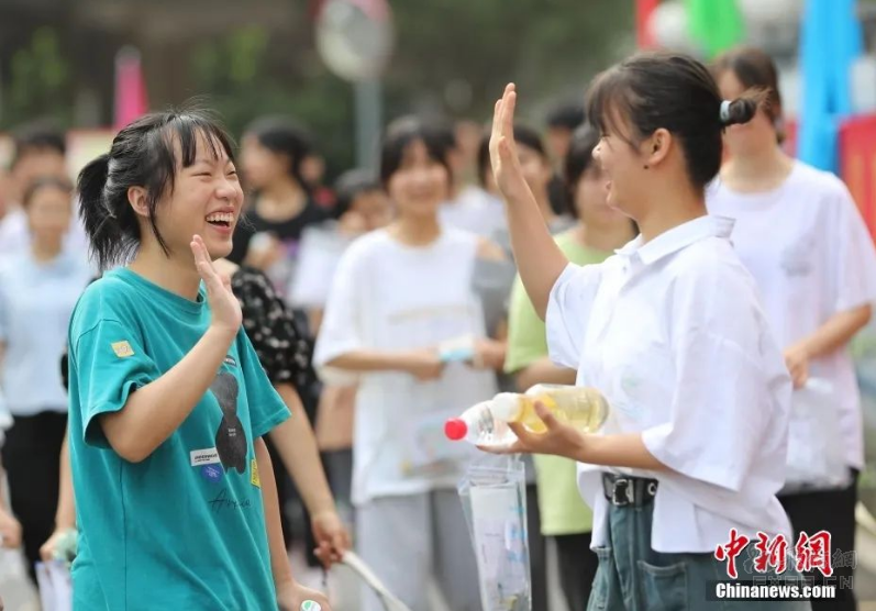 喜迎国庆 澳门特区政府多措并举欢迎旅客访澳